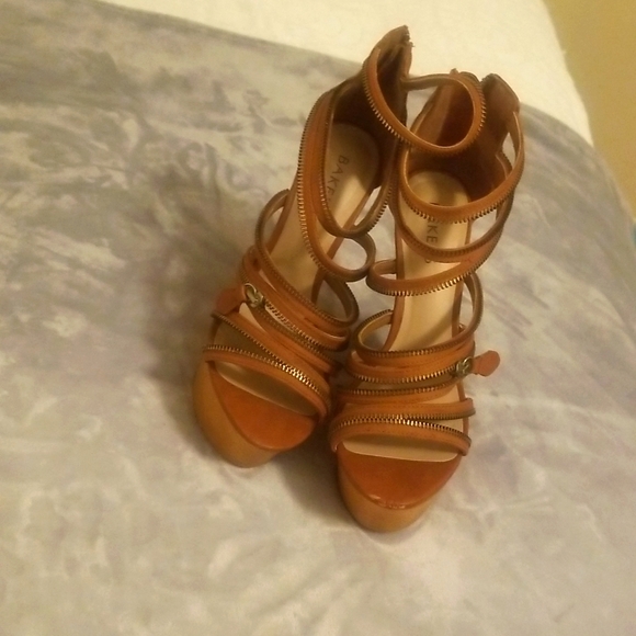 Bakers Shoes - Bakers Wedges